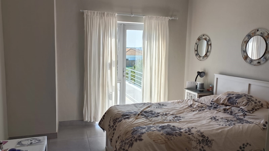 To Let 3 Bedroom Property for Rent in Parklands North Western Cape